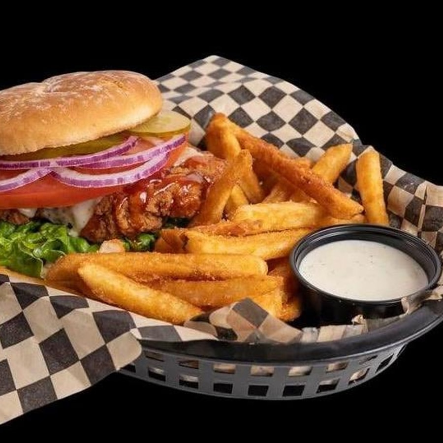 Crispy chicken sandwich